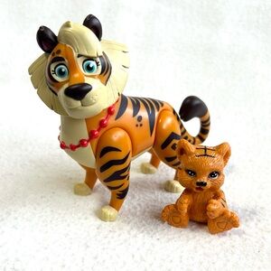 4/$20 Koa Tiger Action Figure (Vida the Vet) and Baby Tiger Cub Figure (Barbie)